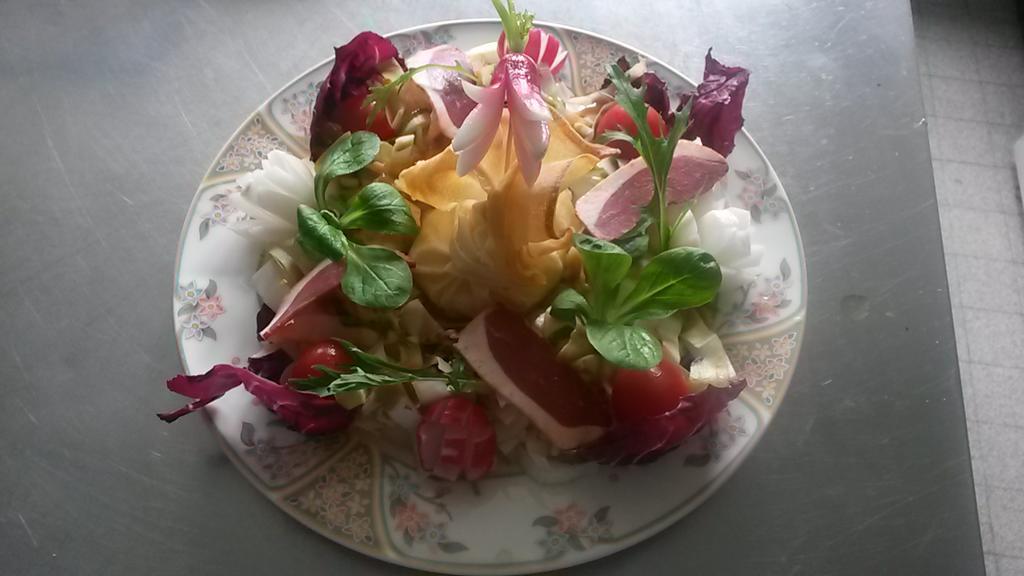 Clelles Hotel Restaurant Le Traineau מראה חיצוני תמונה