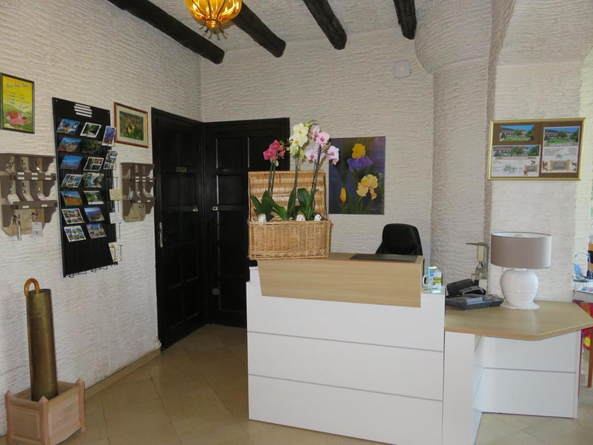 Clelles Hotel Restaurant Le Traineau מראה חיצוני תמונה