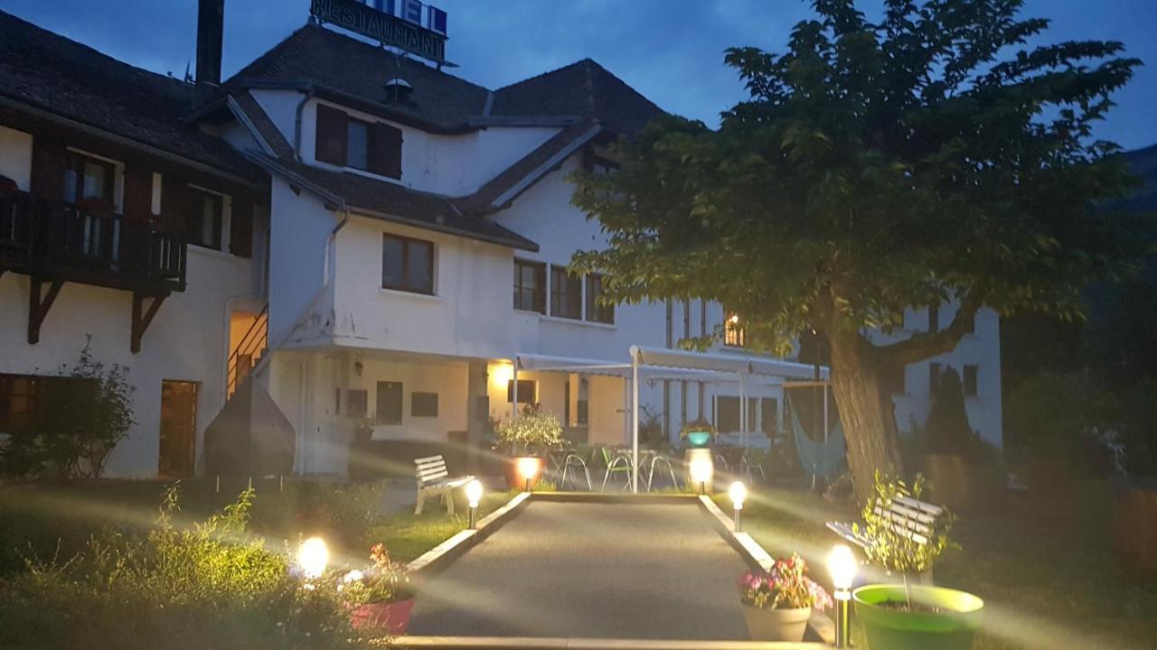 Clelles Hotel Restaurant Le Traineau מראה חיצוני תמונה